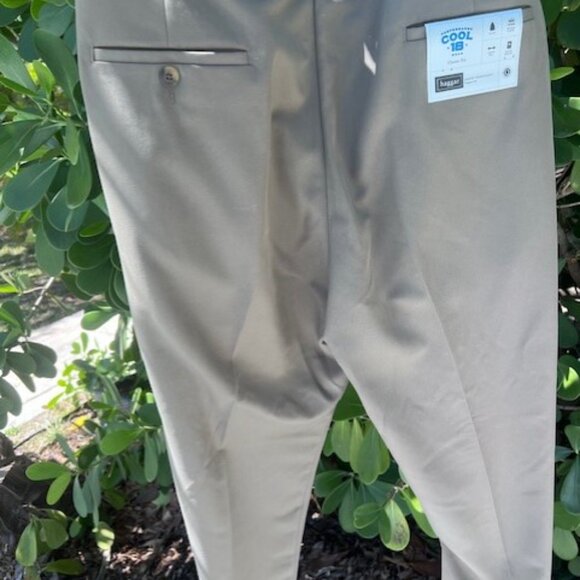 NWT Mens Haggar dress pants 38W x 29L Olive Pleat comfort waistband classic fit - Picture 4 of 4
